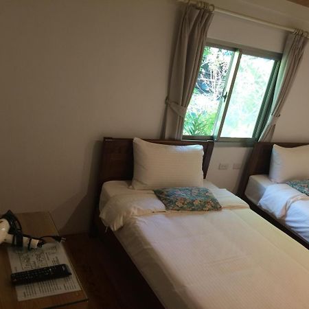 Hou Shan Ren Jia B&B Луйе Экстерьер фото
